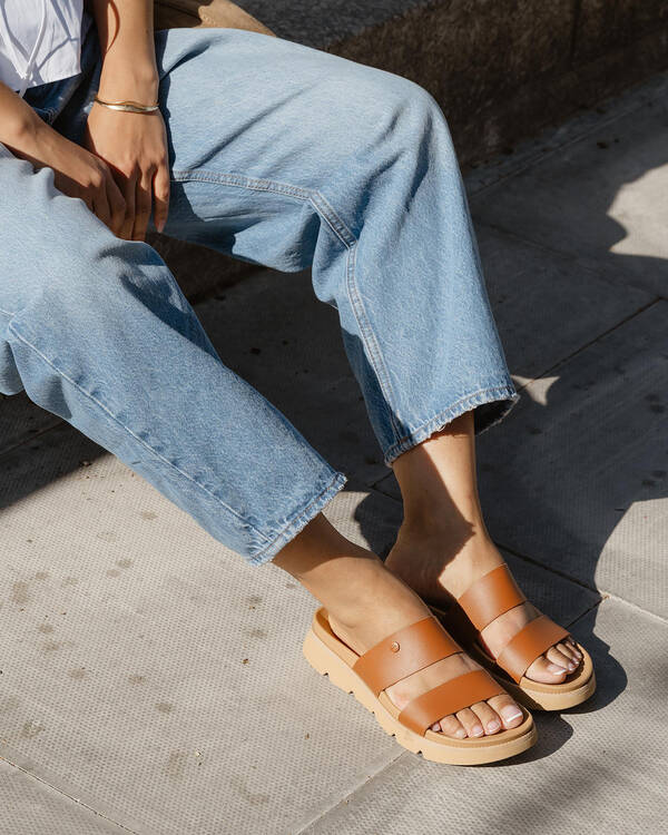 Vista Luxe Thea Slide Sandals
