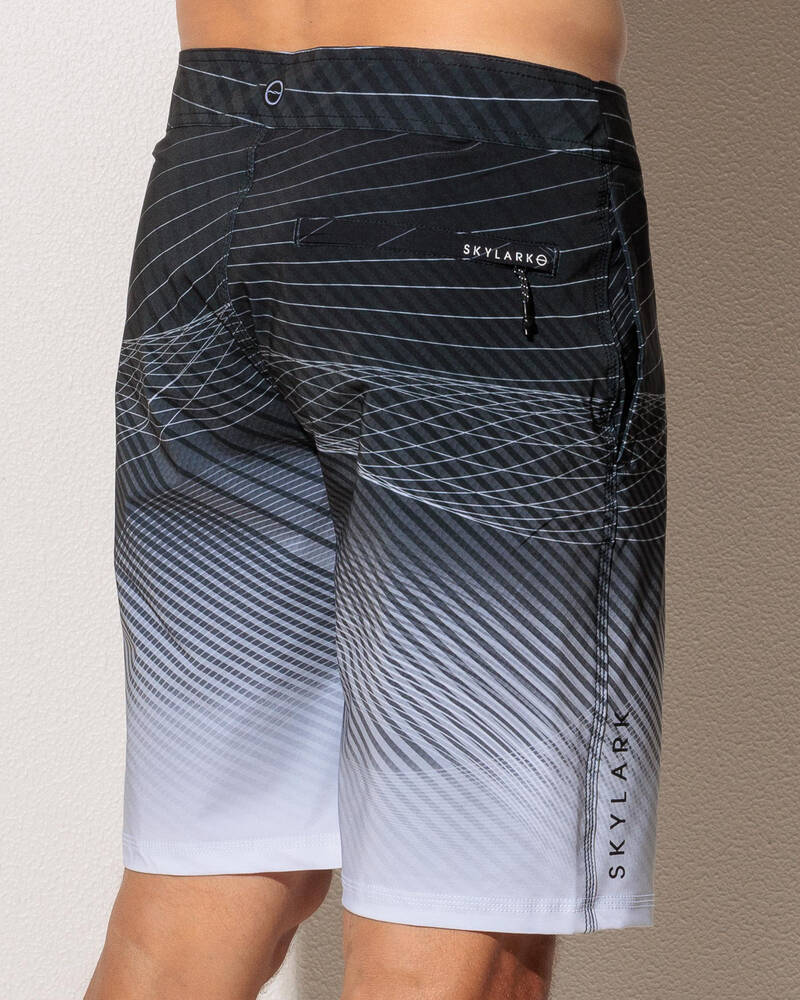 Skylark Tempo Board Shorts for Mens