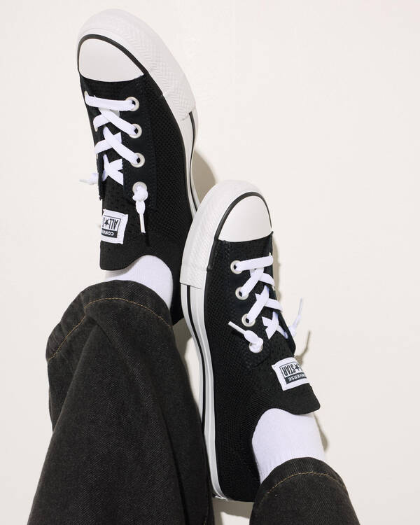 Women's Chuck Taylor Shoreline Lo-Pro Shoes