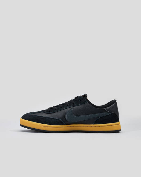 Nike Womens SB FC Classic Shoes for Womens