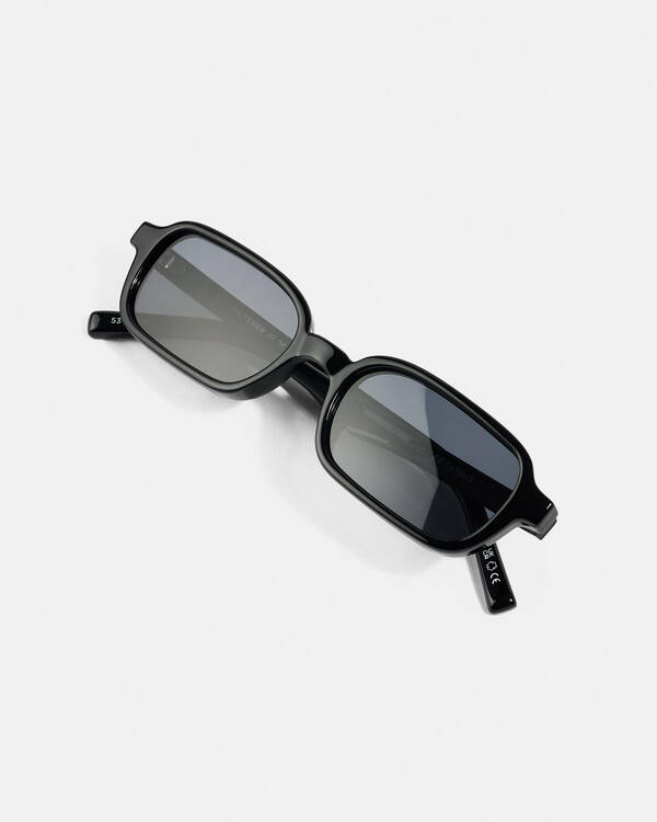 Le Specs Pilferer Polarised Sunglasses for Unisex