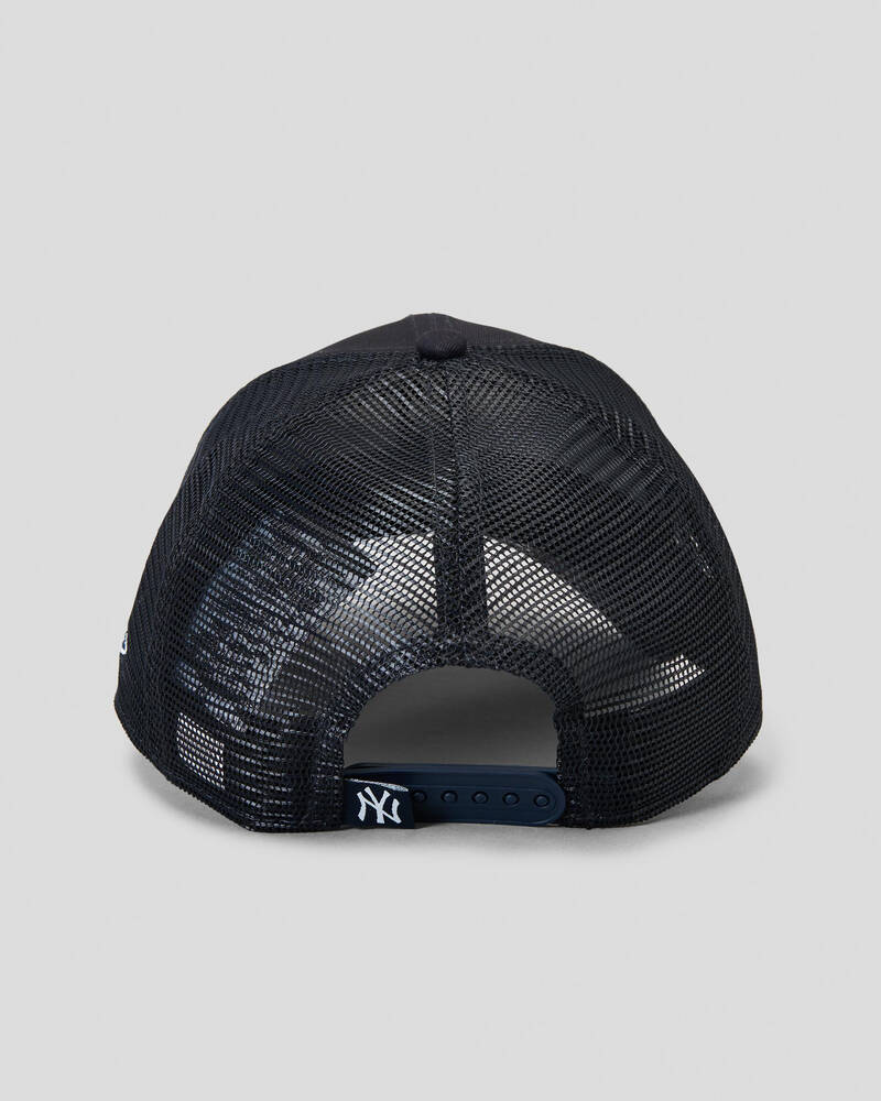 New Era New York Yankees 9-Forty Trucker Cap for Mens