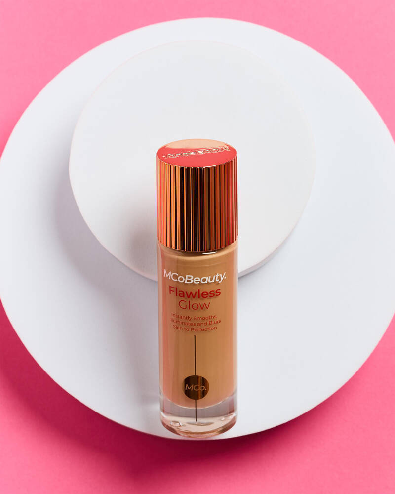 MCo Beauty Flawless Glow Luminous Skin Filter - 4.5 for Womens