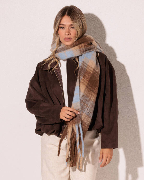 Callie Scarf
