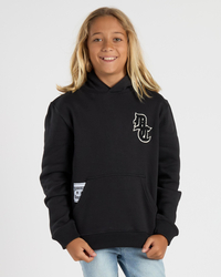 DC Shoes Boys' Bullpen Pullover Hoodie for Mens image number null