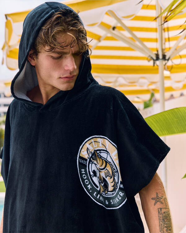 Salty Life Hooked V3 Hooded Towel for Mens
