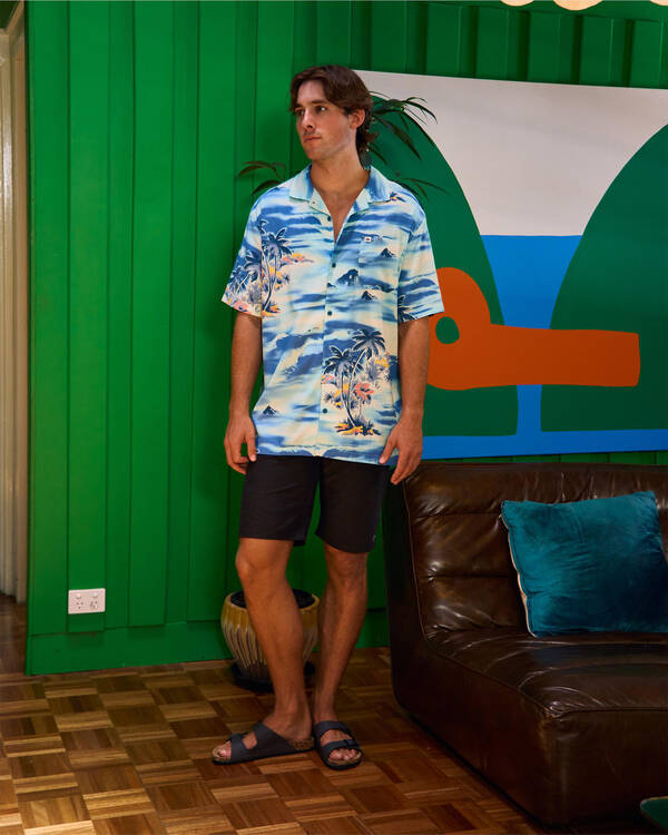 Quiksilver Beach Club Casual Short Sleeve Shirt for Mens