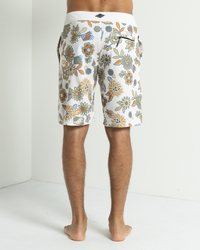 Skylark Noveau Board Shorts for Mens image number null