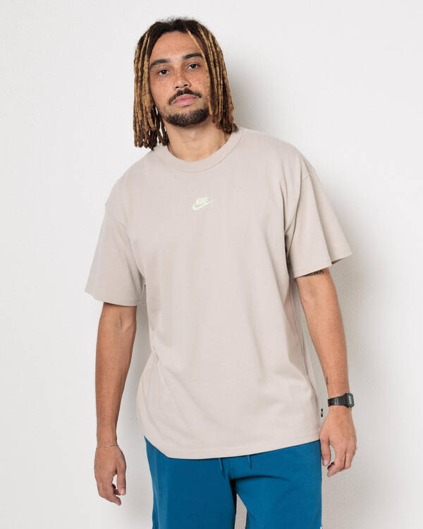 Loose Premium Essential T-Shirt