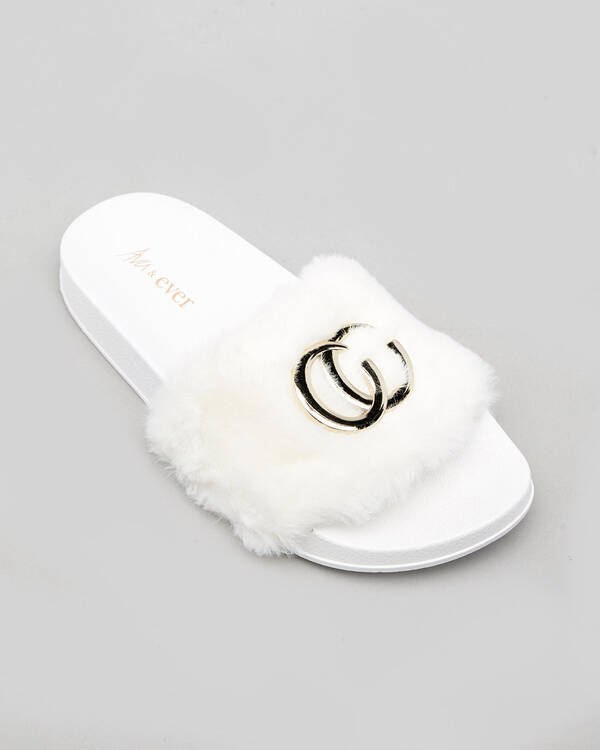 Hearsay Slide Sandals