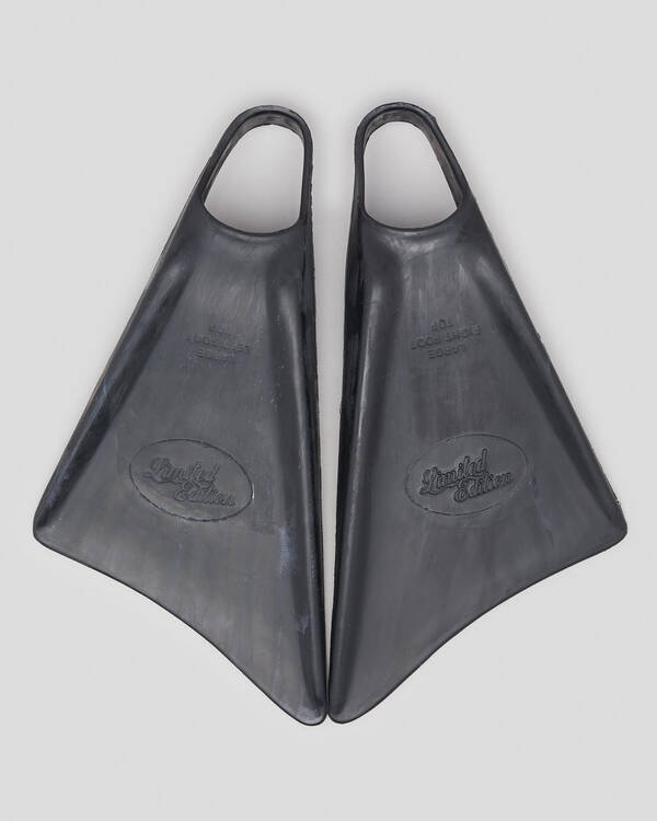Joe Clarke All Black Fins