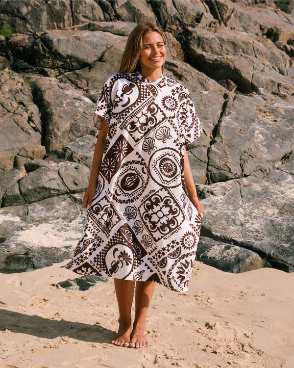 Revello Hooded Towel