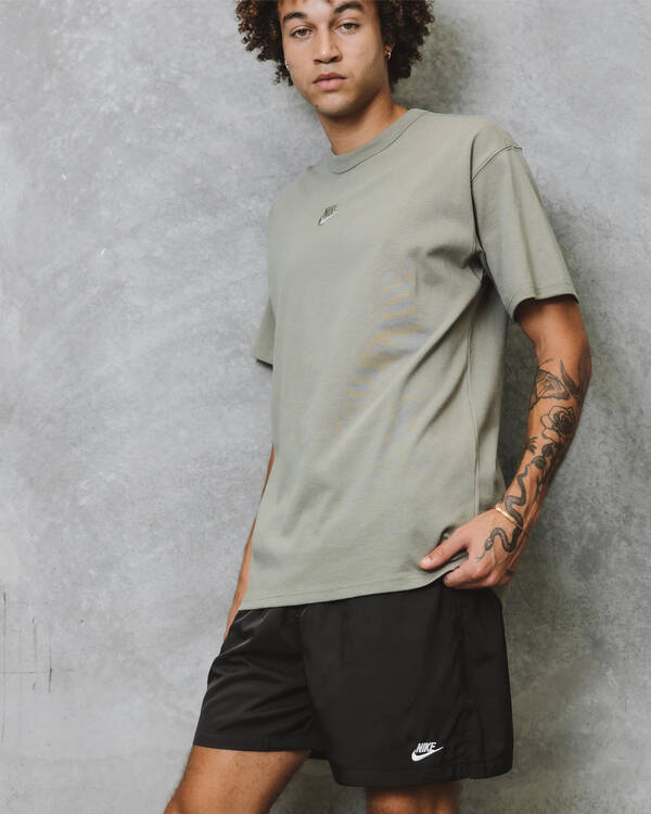 Loose Premium Essential T-Shirt