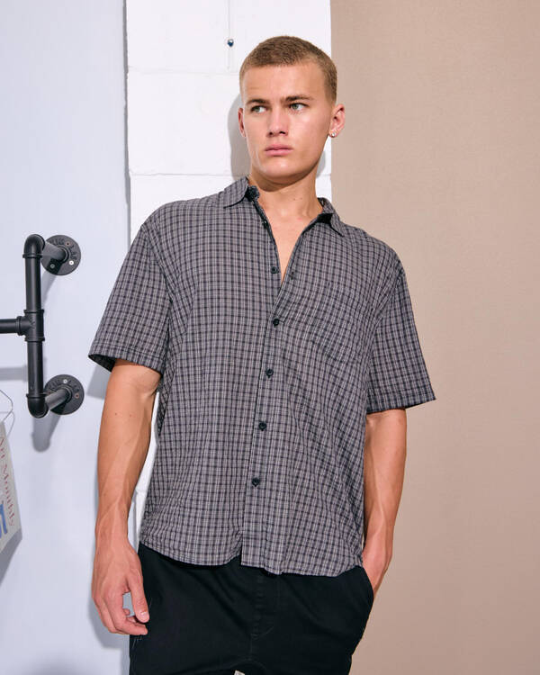 Iron Short Sleeve Shirt