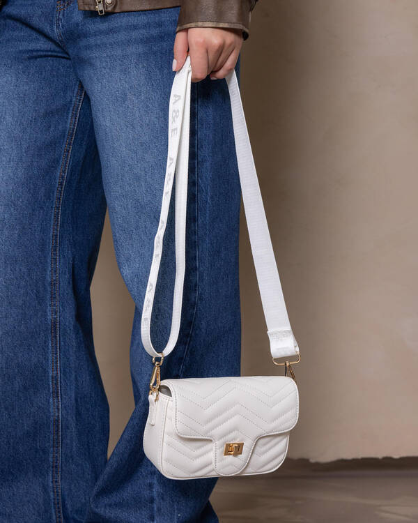 Cely Cross Body Bag