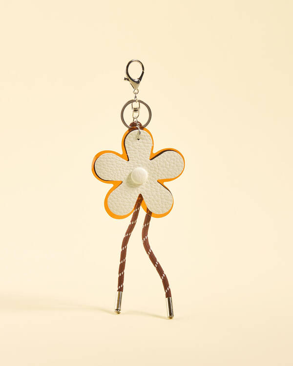 Rope Daisy Large Bag Charm