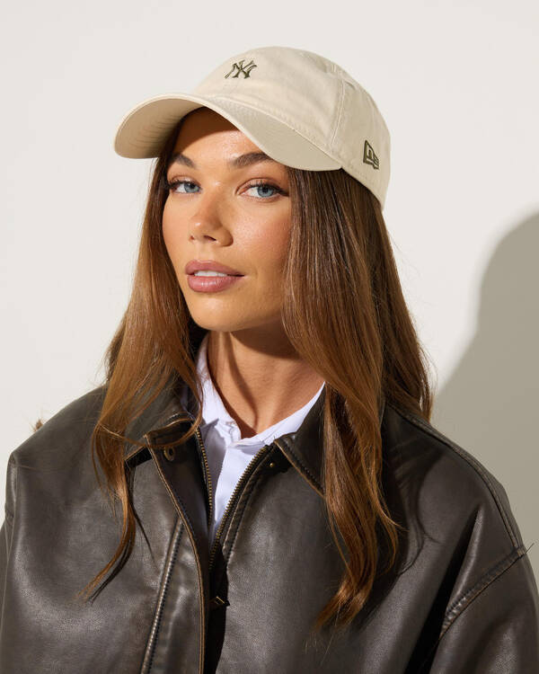 NY Yankees Mini Logo Cap