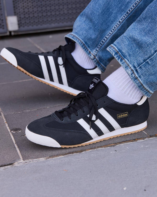 R71 Shoes