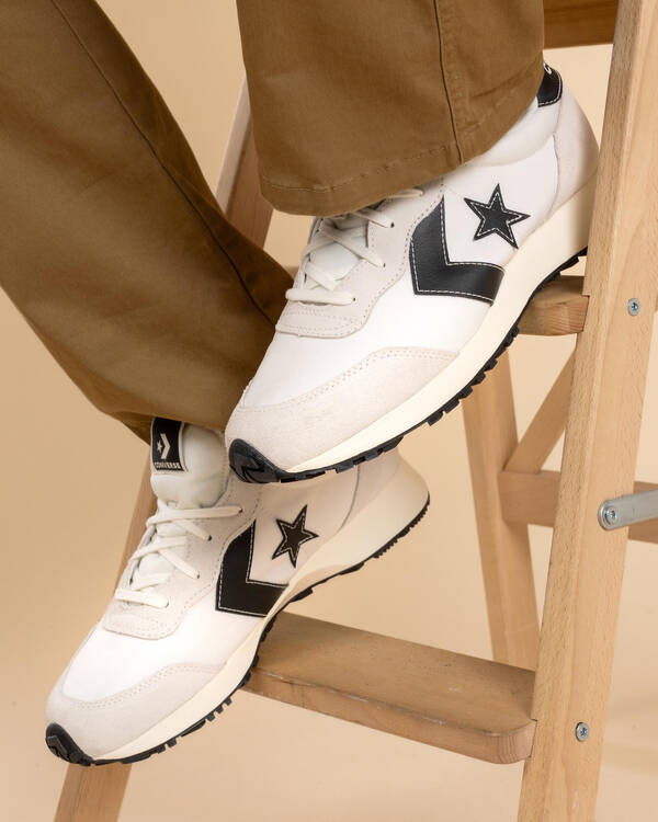 Omega Trainer Shoes