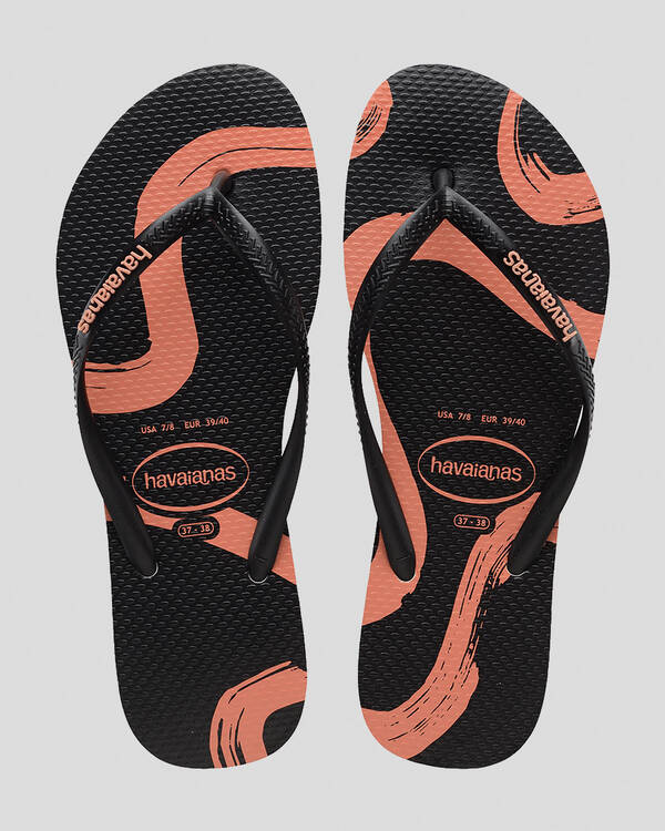 Slim Flow Thongs