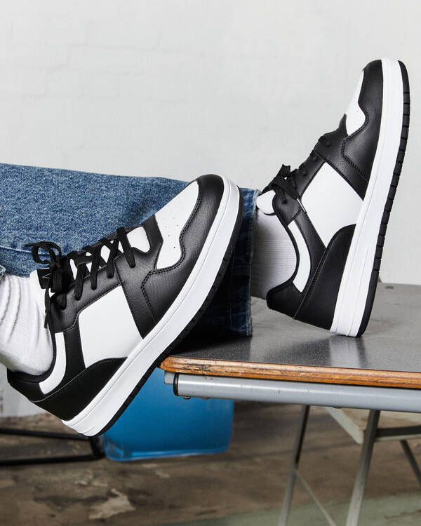 Gamma Shoes