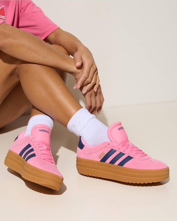 VL Court Bold Shoes