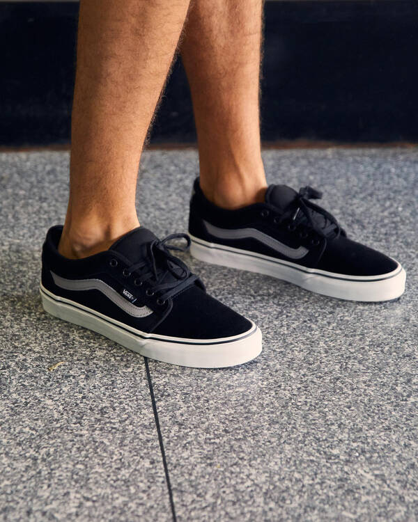 Chukka Low Sidestripe Shoes