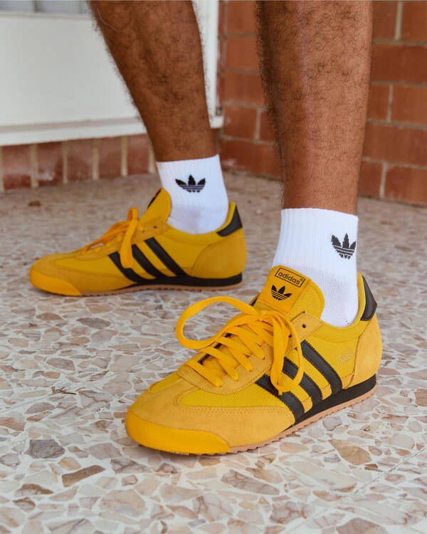 R71 Shoes