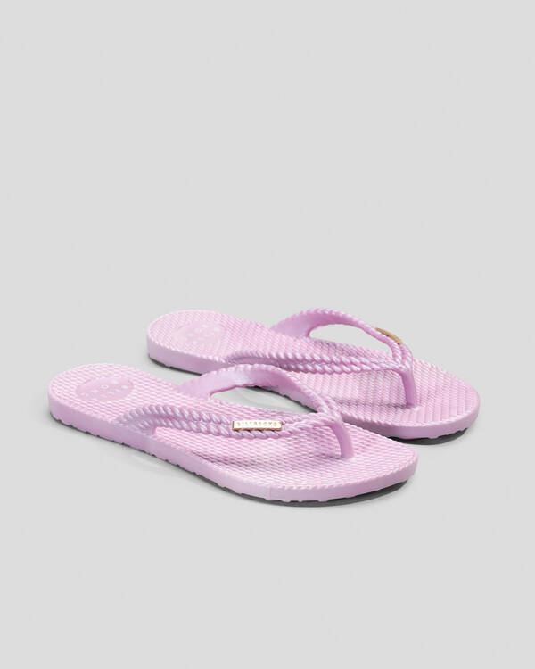 Kick Back Thongs