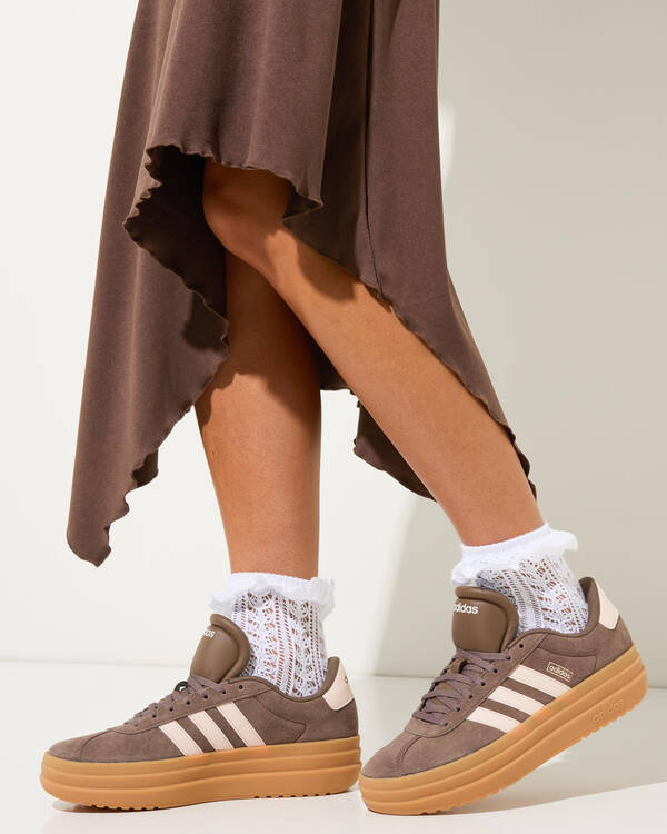 VL Court Bold Shoes