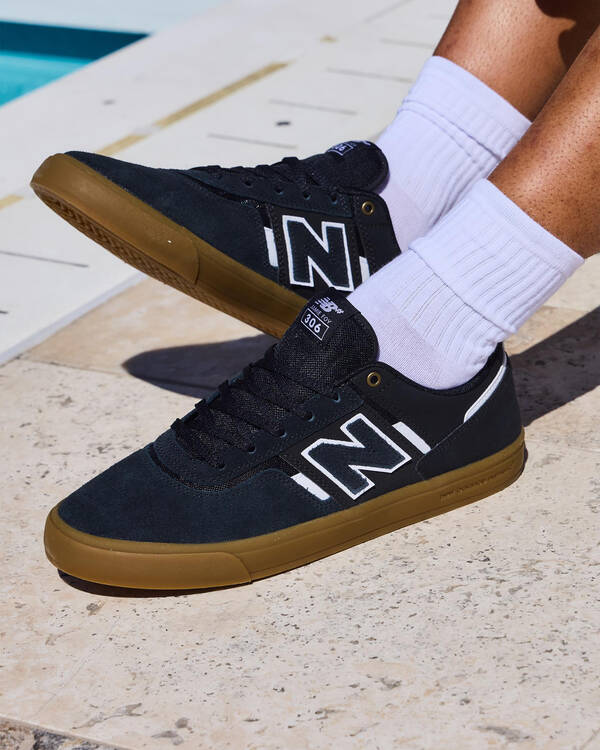306v1 Shoes