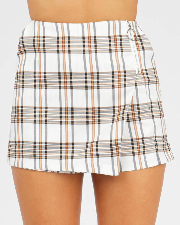 Dominika Skort
