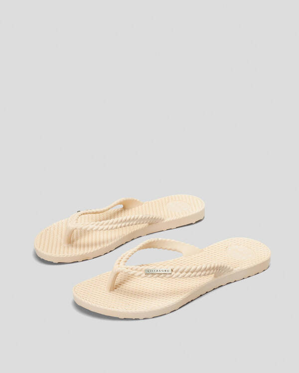 Kick Back Thongs