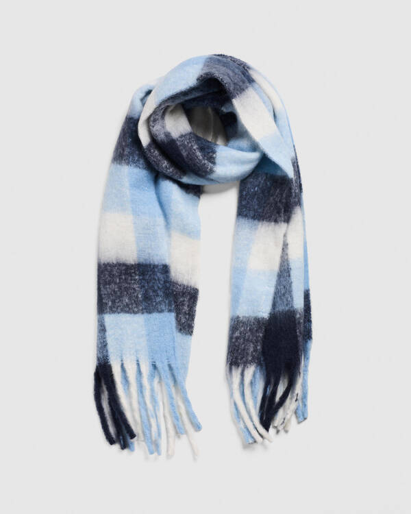 Elsa Scarf