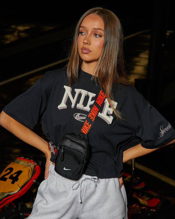 Sportswear Essentials Crossbody Bag