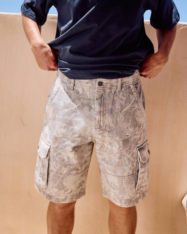 Foliage Walk Shorts