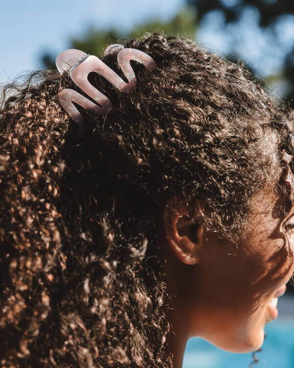 Squiggle Hair Claw Clip