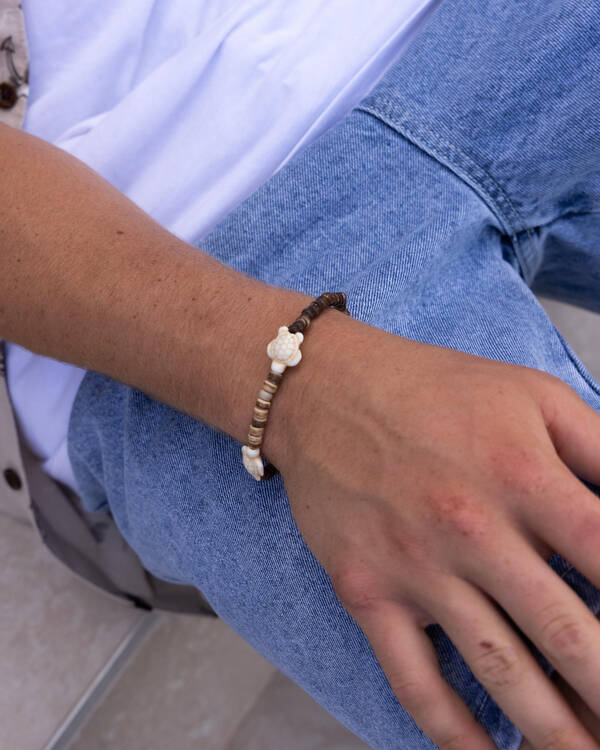 Coconut Beaded Turtle Bracelet