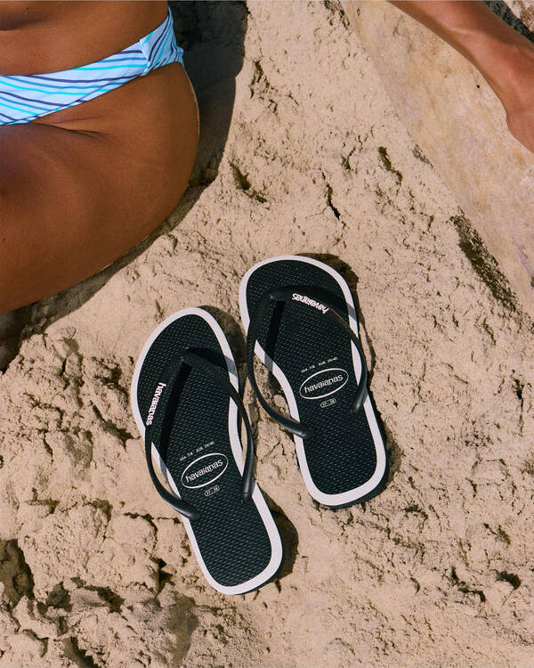 Slim Frame Thongs