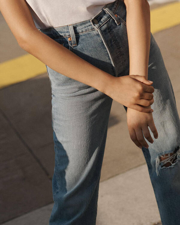 Ribcage Straight Jeans