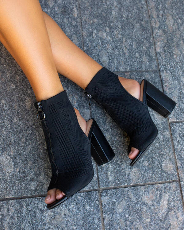 Alona Heels