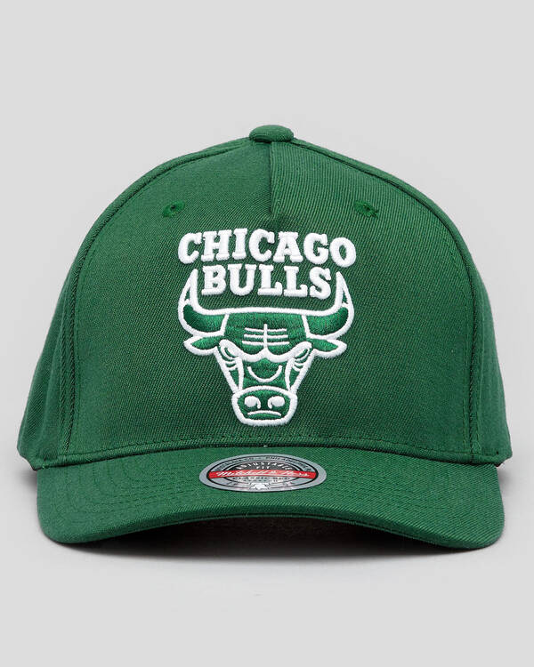Chicago Bulls Clear Field Pinch Panel Snapback Cap
