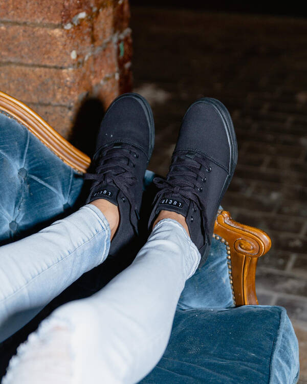 Dutton Hi-Top Shoes