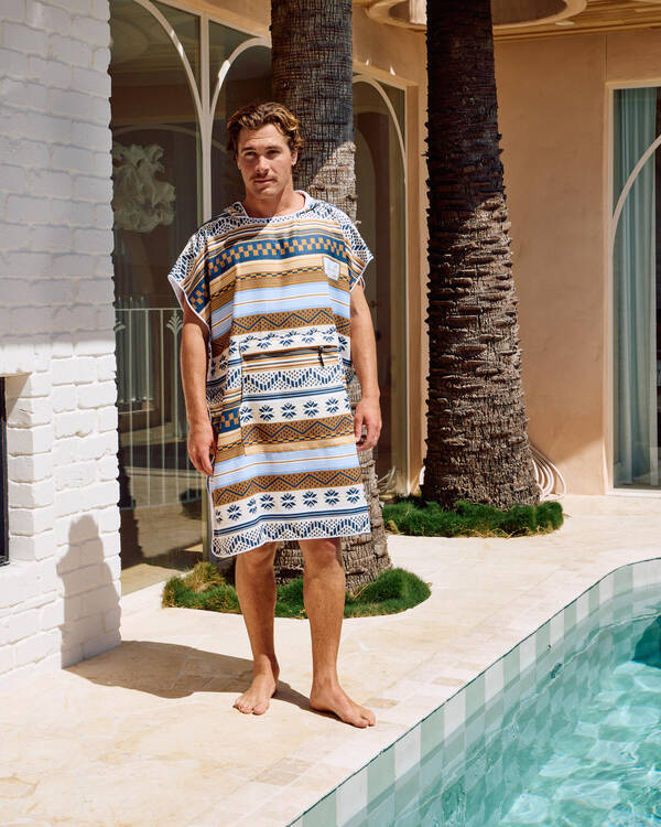 Brash Hooded Towel
