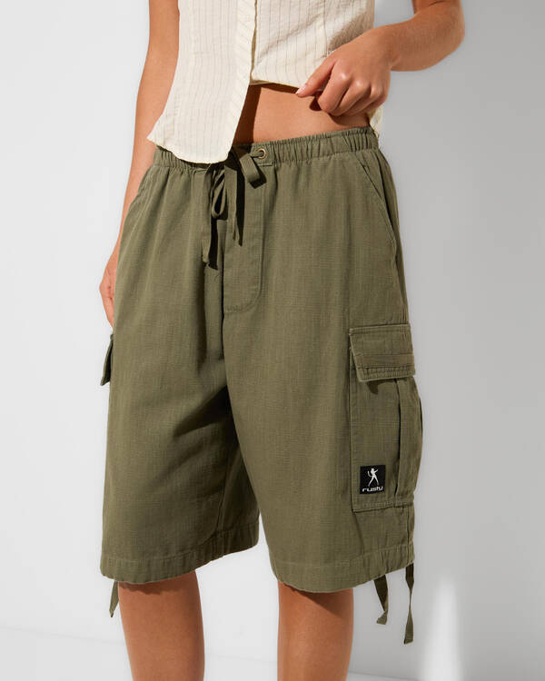 River Low Rise Baggy Cargo Shorts