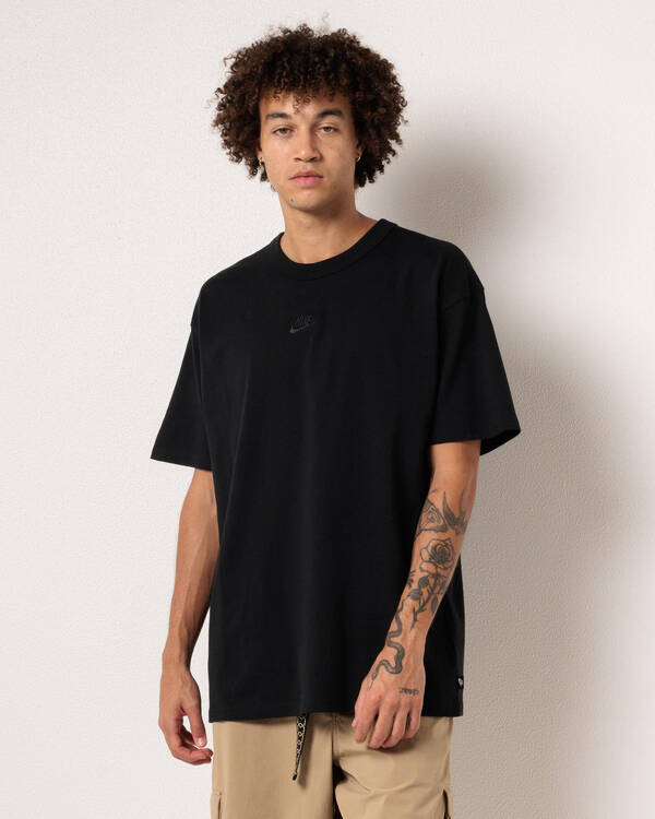 Loose Premium Essential T-Shirt