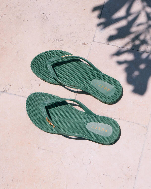 Flip Out Thongs