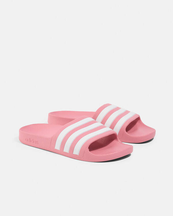 Adilette Aqua Slides
