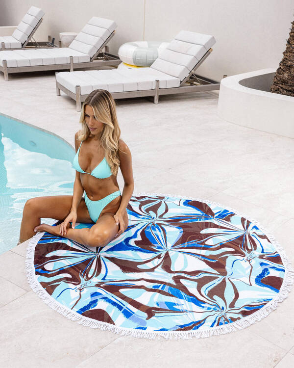 Sylvia Round Towel