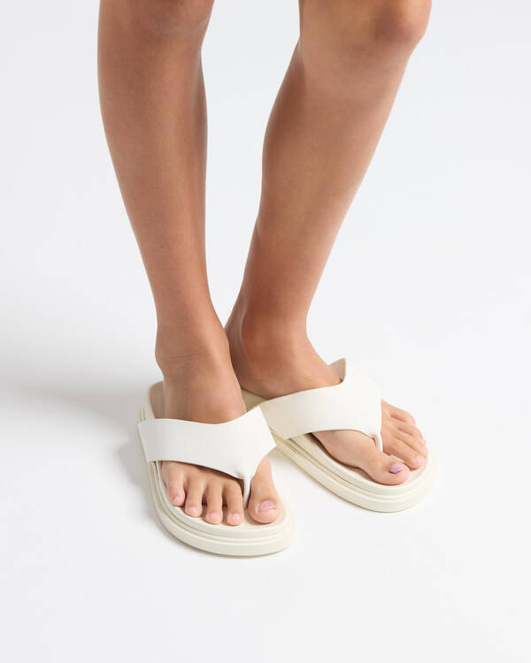 Sorrento Thong Slide Sandals